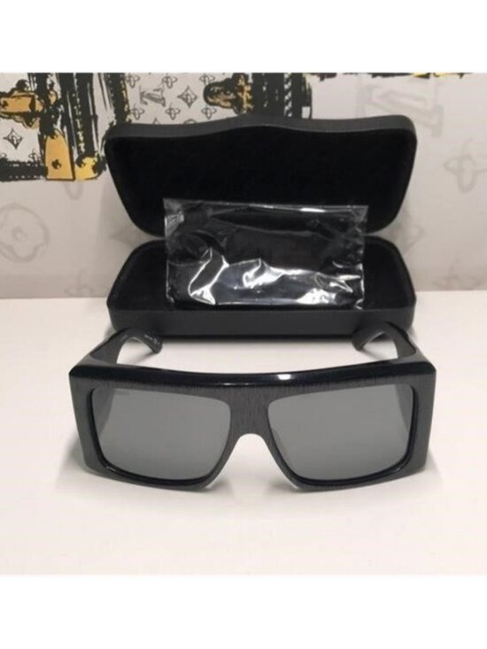 New Authentic Balenciaga BB0002S 003 Grey/Silver Mirror Shield Sunglasses main image 8